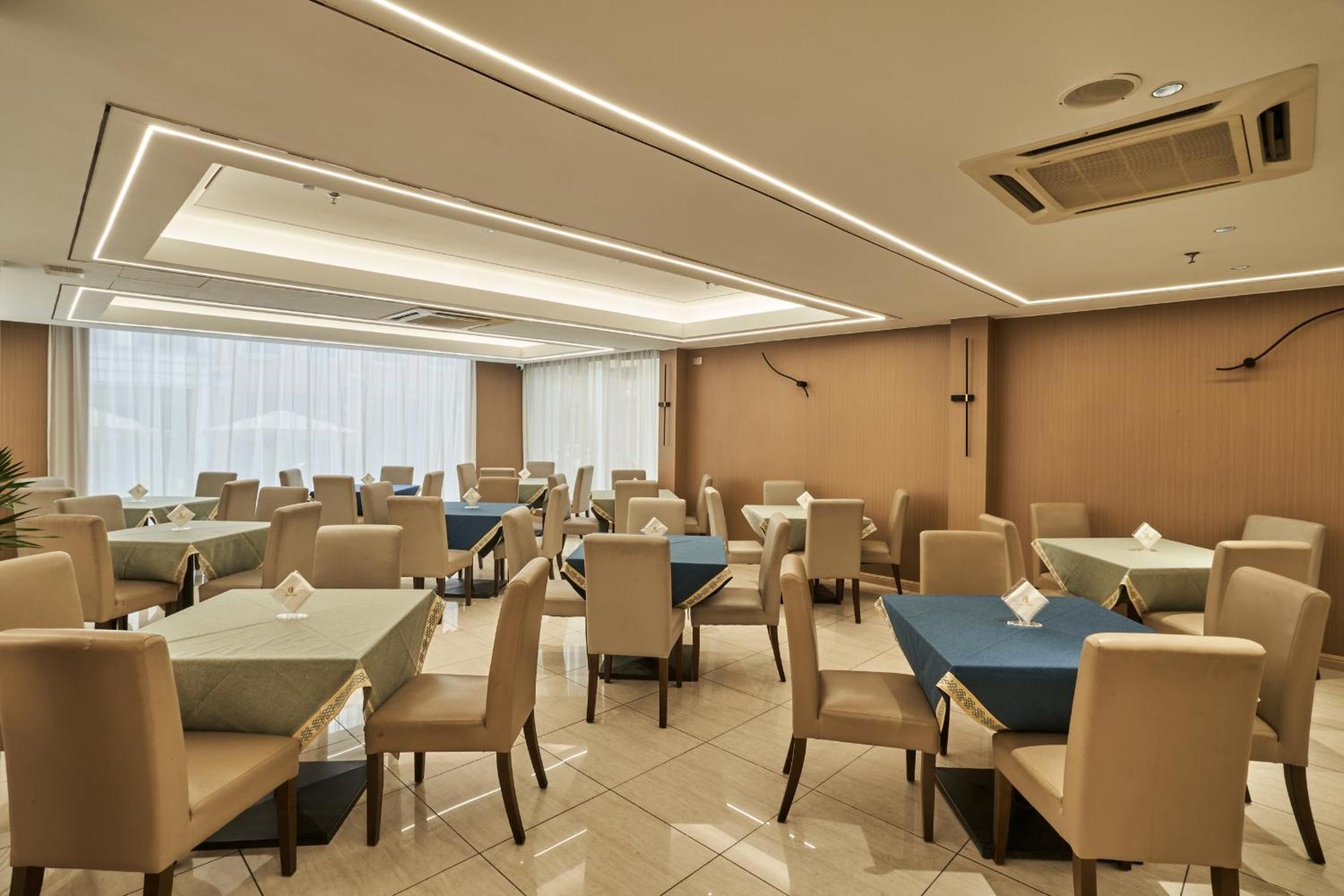 Btc Hotel Malacca Buitenkant foto