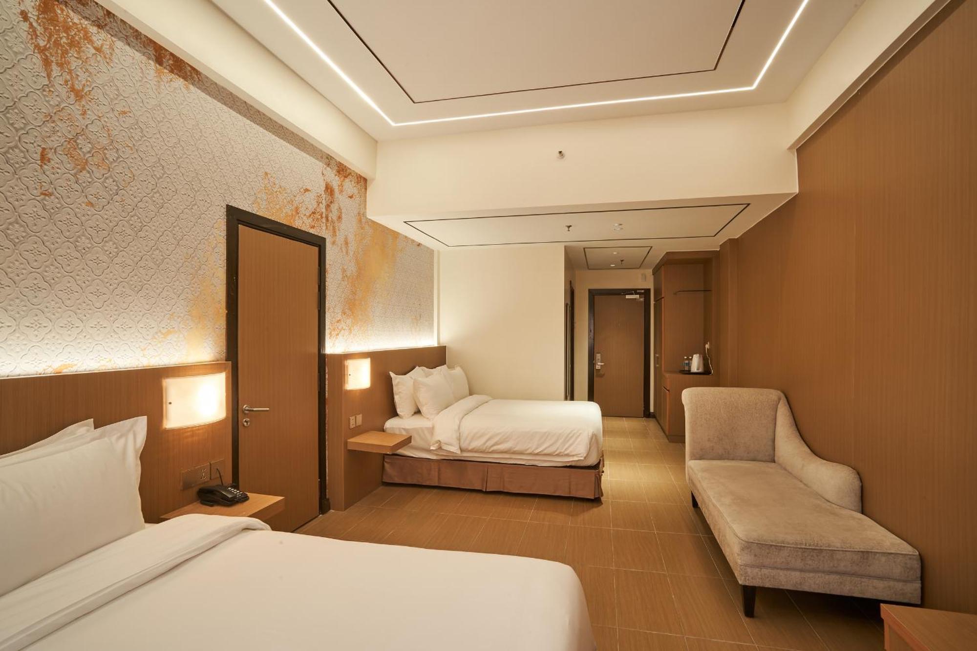 Btc Hotel Malacca Buitenkant foto